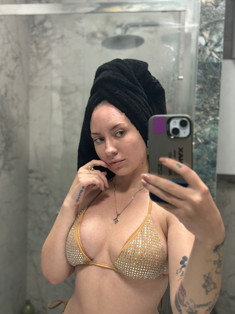 Nude girl KateV in Pusan